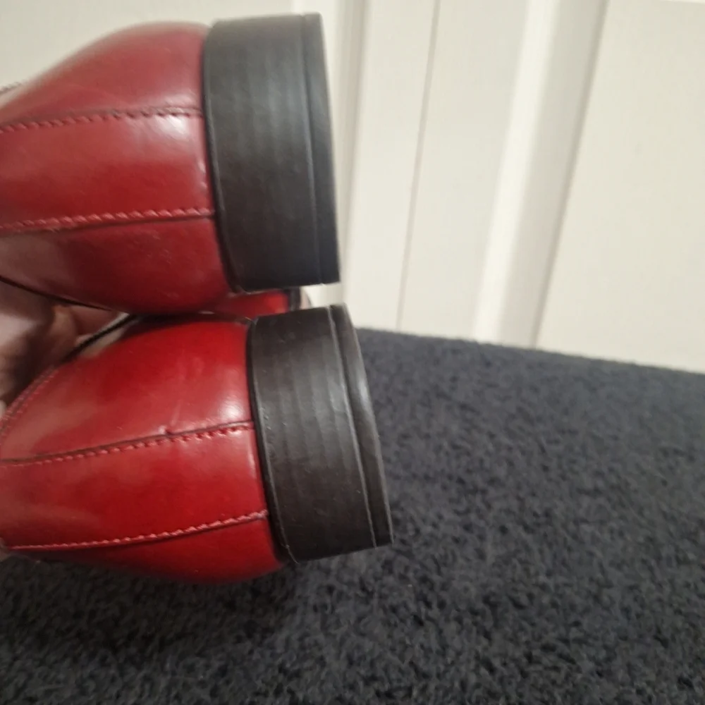 G.H. Bass & Co. "Cecilia" Red Leather Loafers - 8 - Picture 9 of 10